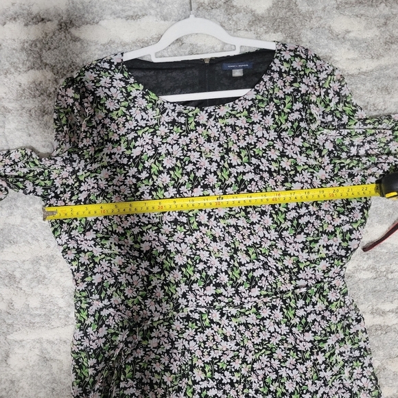 Tommy Hilfiger Floral Long Sleeve Dress - Picture 15 of 16